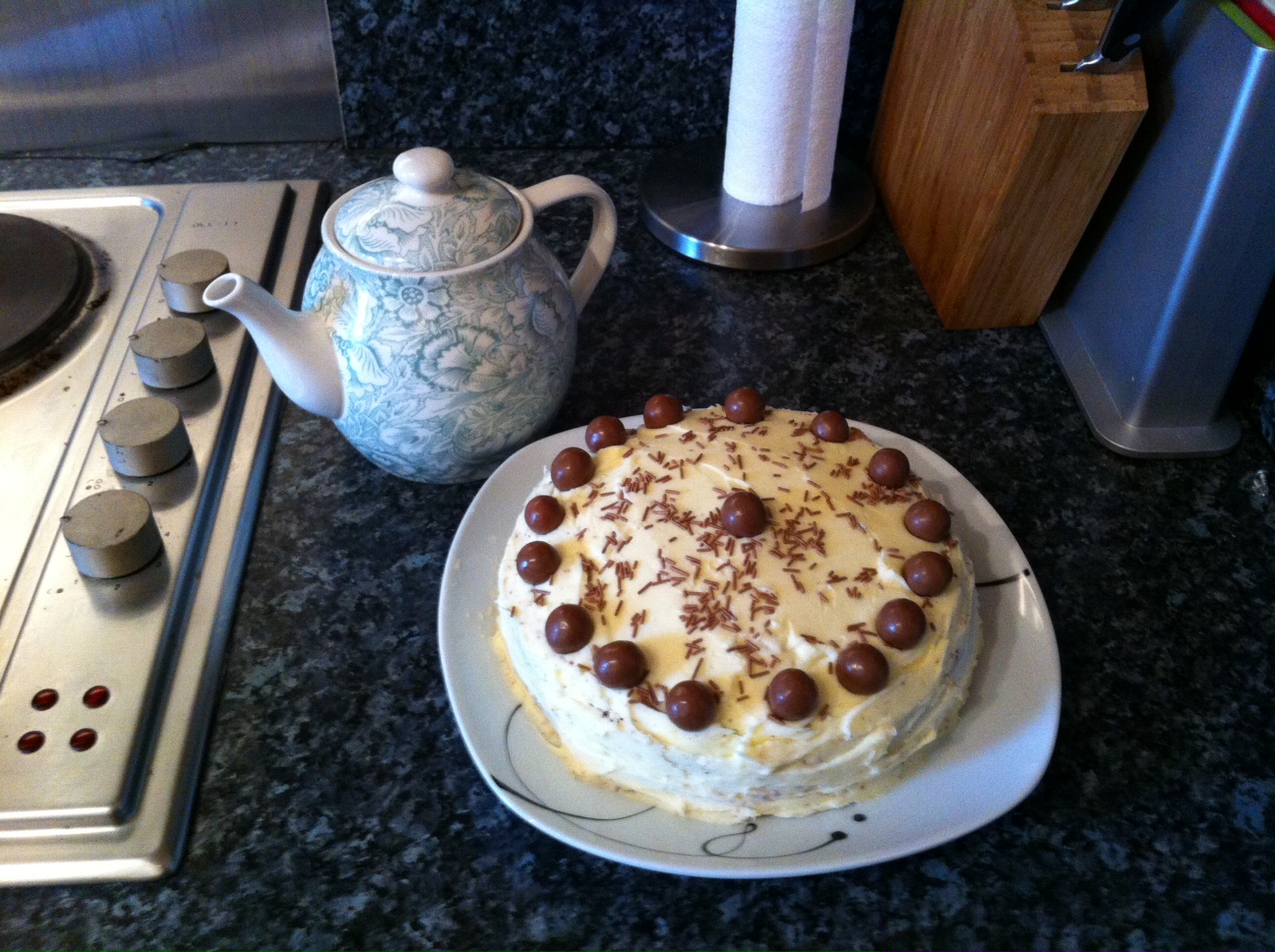 Tea and Cake for Ros